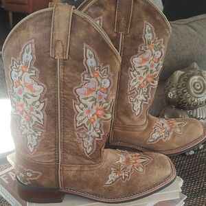 Laredo Tan Leather Western Boots - Women's